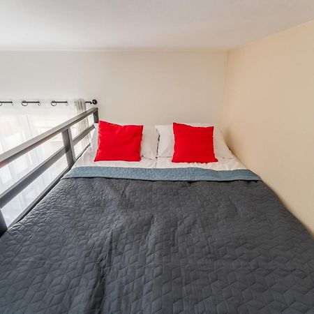 Apartament Loftowy Na Spokojnej 科沃布热格 外观 照片