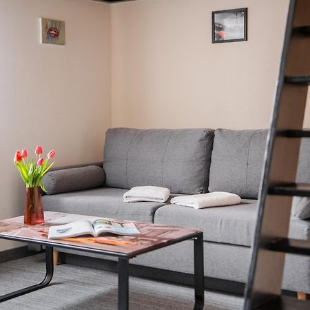 Apartament Loftowy Na Spokojnej 科沃布热格 外观 照片