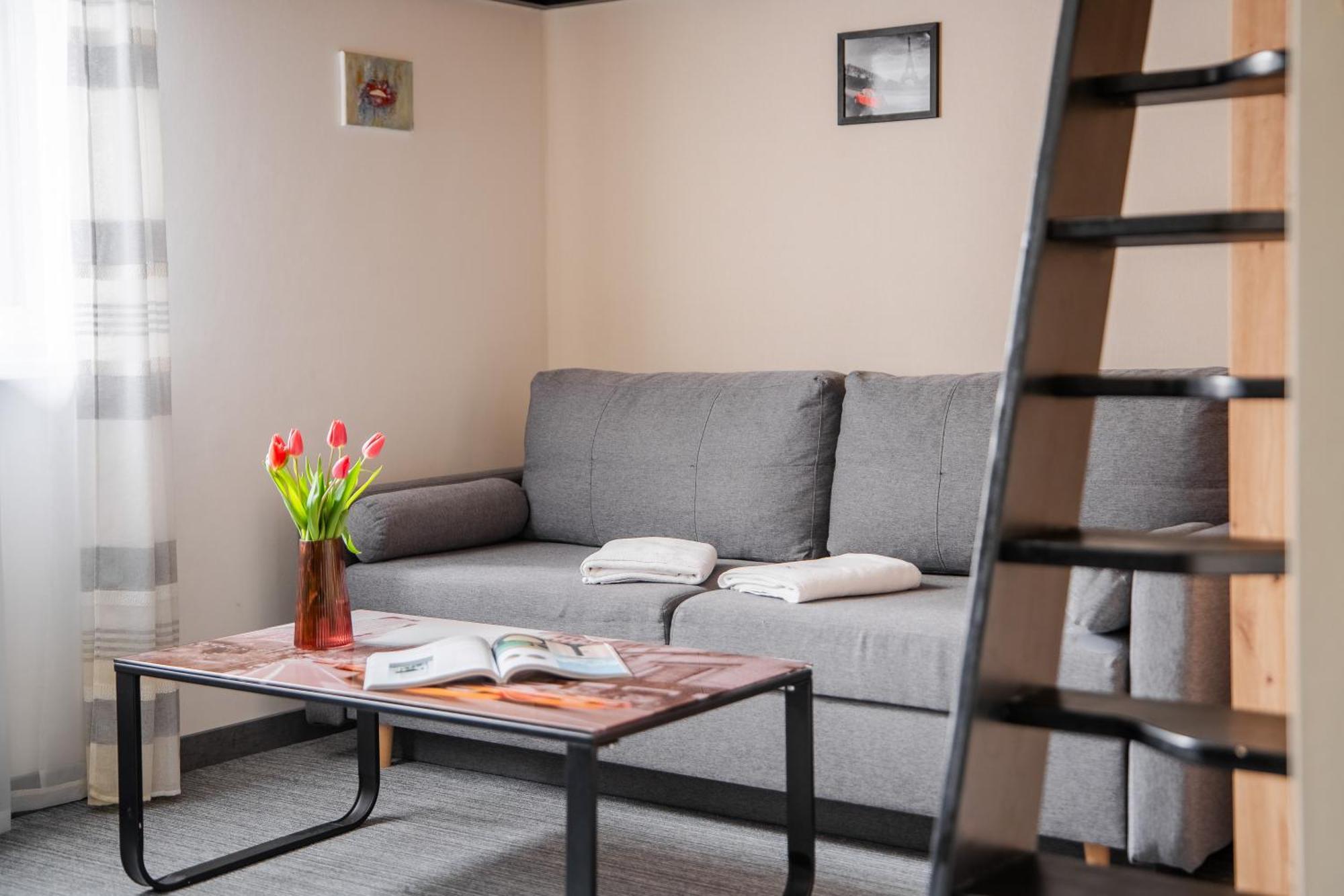 Apartament Loftowy Na Spokojnej 科沃布热格 外观 照片