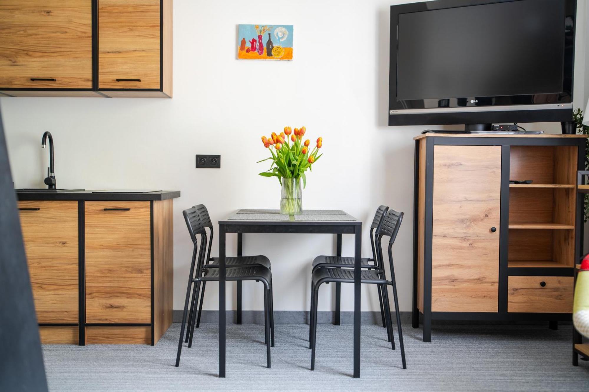 Apartament Loftowy Na Spokojnej 科沃布热格 外观 照片