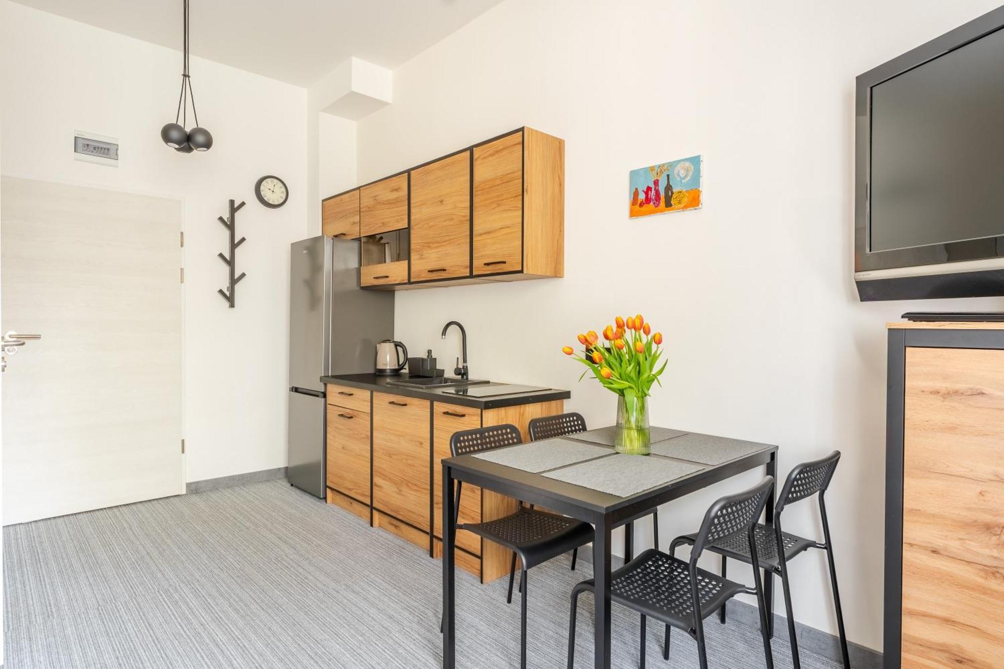 Apartament Loftowy Na Spokojnej 科沃布热格 外观 照片