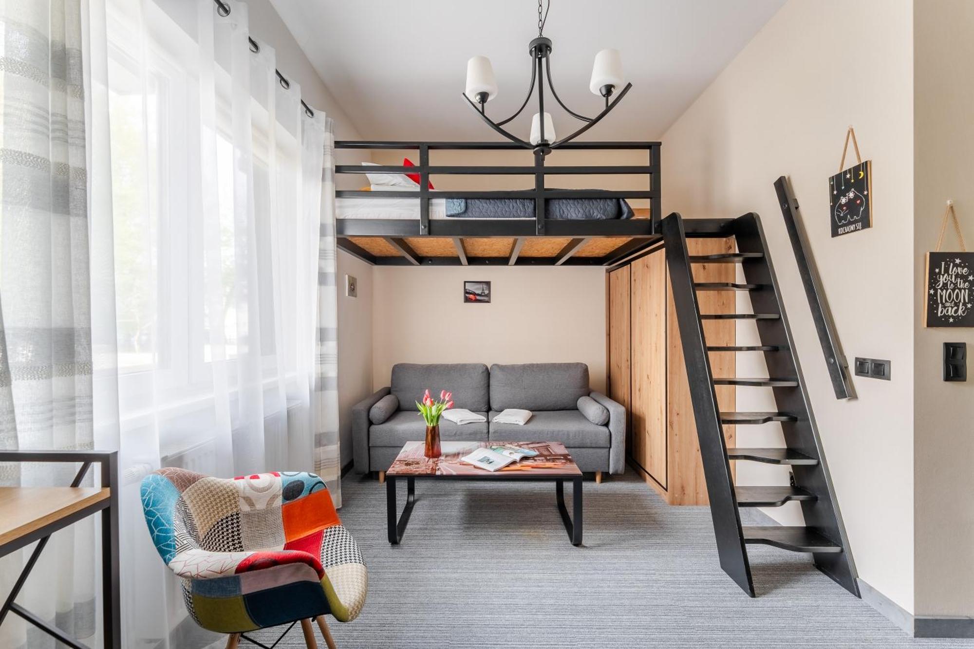 Apartament Loftowy Na Spokojnej 科沃布热格 外观 照片